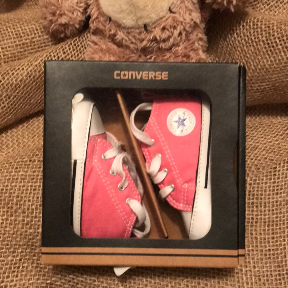 Pink converse